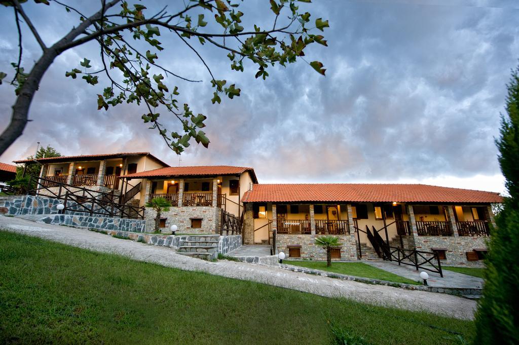 Panorama Studios Ierissós Luaran gambar